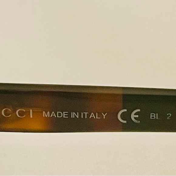 Authentic Gucci Sunglasses 58MM - Black & Tortoise Shell - Picture 4 of 6